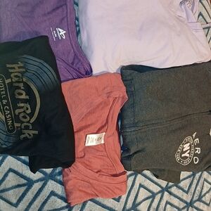 Women’s Heather Mauve Short Sleeve Tee - Soft Everyday Shirt